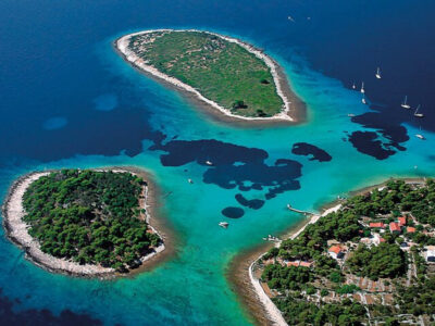 Blue Lagoon Escape - Private Marvel Tour from Split