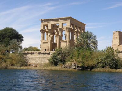 Aswan_Philae_temple_pavilion-of-Trajan
