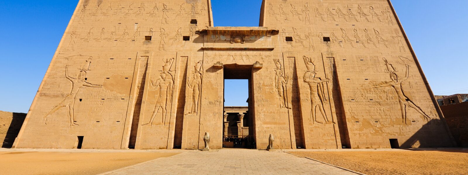 edfu'-egypt