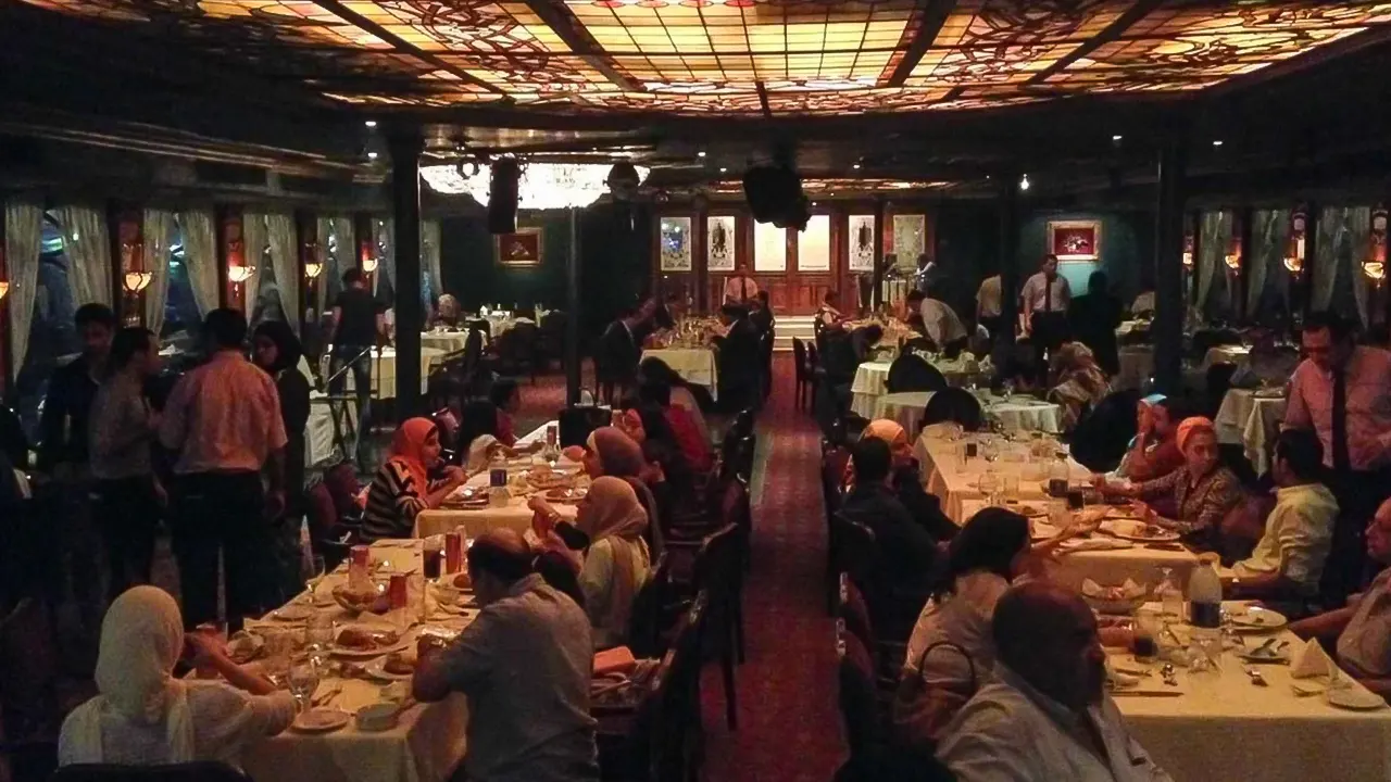 Dinner-Cruise-on-the-Nile-by-Atef-G