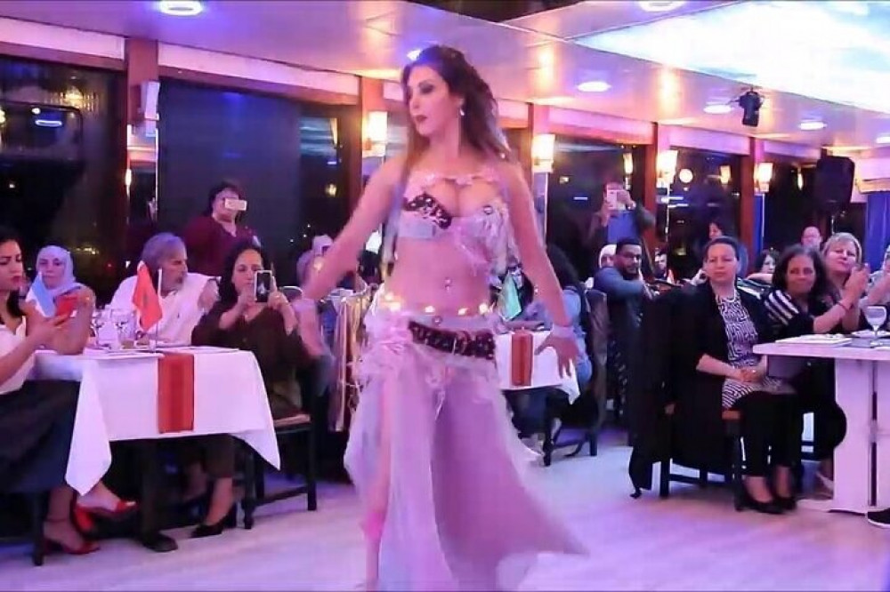 Nile-River-Dinner-Cruise-With-Tannura-Belly-Dance-Show